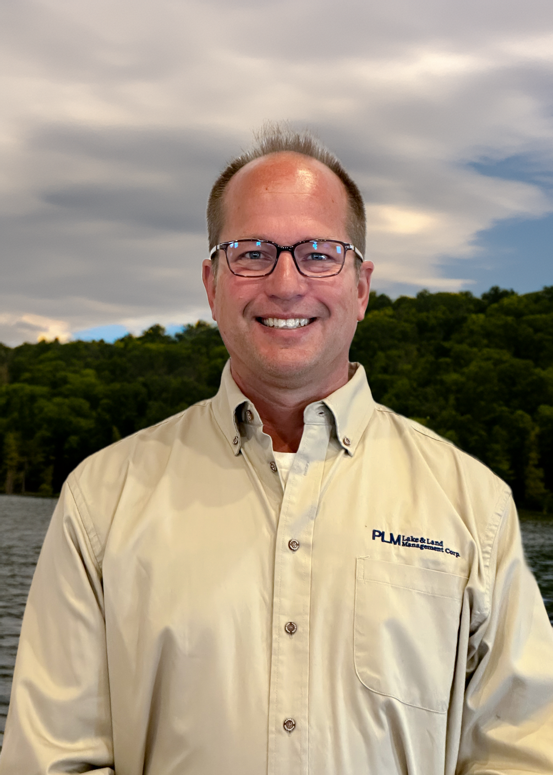 Michigan-Broekstra-Jason-Employee-Pic-2024-Lake-Background